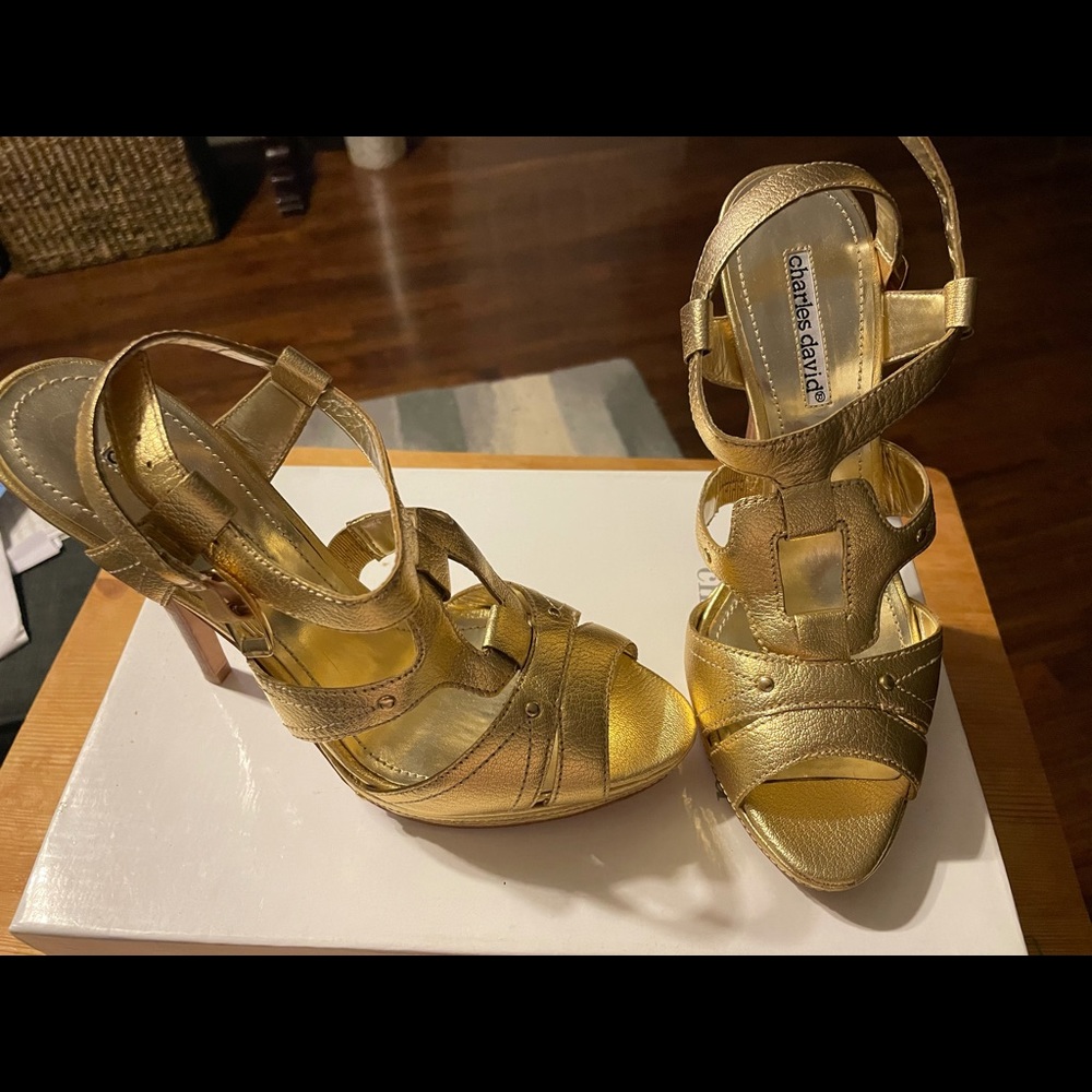 Charles David size 7 heeled sandals. Gold Metal color